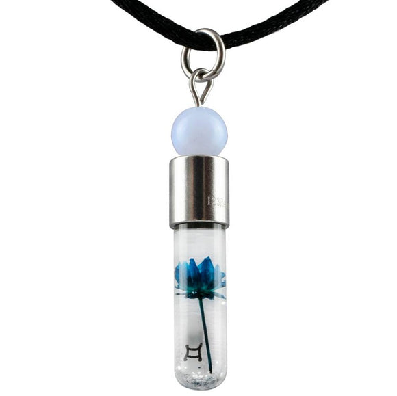 Sternzeichen Zwilling, 21. Mai - 21. Juni, Halskette mit Glücksstein Chalcedon und Sternzeichensymbol